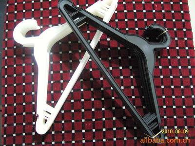 【一次性衣架、寵物衣架、成品衣衣架】價格,廠家,圖片,其他塑料制品,安徽省桐城市美佳藝塑業-